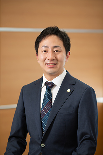 進藤 諭